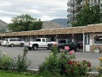 Holiday House Motel
