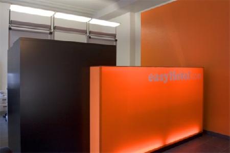 фото отеля Easyhotel Basel