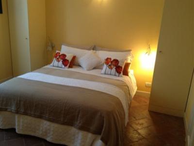 фото отеля Bed and Breakfast Bonne Nuit