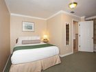 фото отеля Travelers Inn Williams (California)