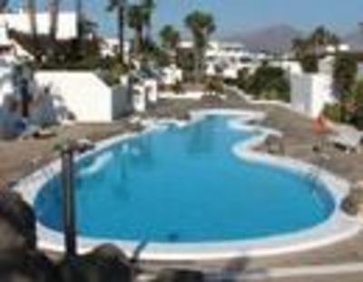 фото отеля Puerto Chico Apartments and Bungalows