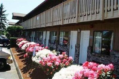 фото отеля Chehalis Inn and Suites