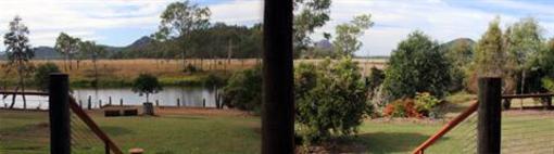 фото отеля Henderson Park Farm Retreat Bondoola