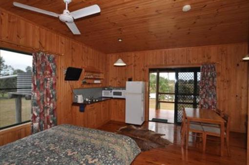 фото отеля Henderson Park Farm Retreat Bondoola