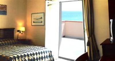 фото отеля Hotel Helios Crotone