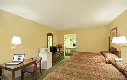 фото отеля Rogers Inn
