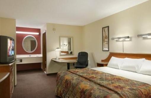 фото отеля Red Roof Inn Clarksville