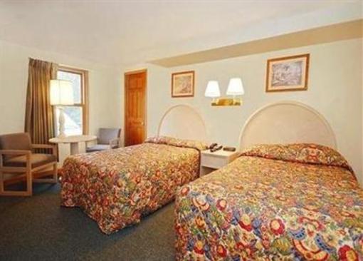 фото отеля Rodeway Inn Lee