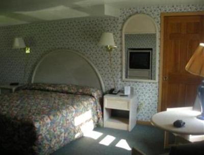 фото отеля Rodeway Inn Lee