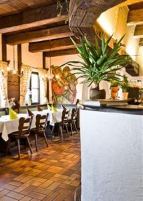 фото отеля Hotel-Restaurant Schwarzer Adler
