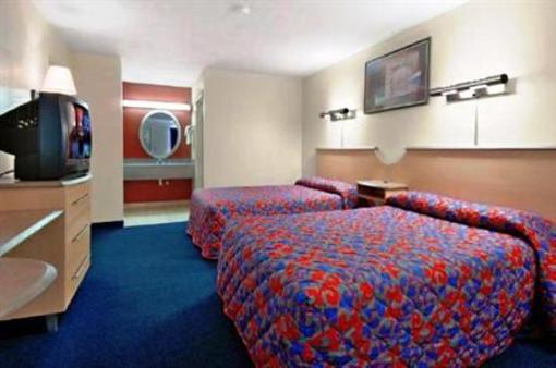 фото отеля Red Roof Inn West Memphis