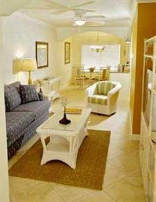 фото отеля Barefoot Beach Resort