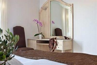 фото отеля Myconian K Hotels & Thalasso Spa Center