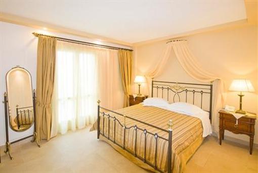 фото отеля Anassa Deluxe Suites