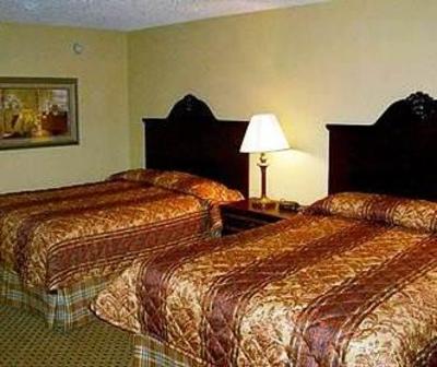 фото отеля Fifth Season Inn & Suites