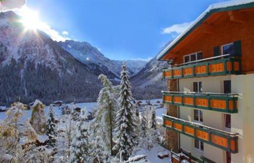фото отеля Rosenhof Hotel Mittelberg