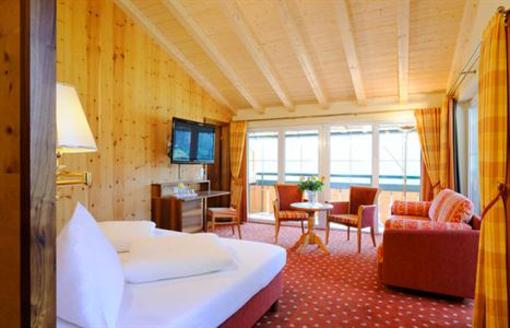 фото отеля Rosenhof Hotel Mittelberg