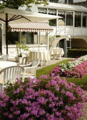 фото отеля L'Hermitage Hotel Buzancais