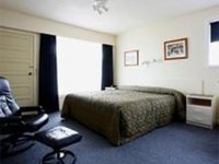 Queens Park Motels