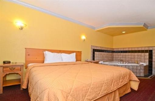 фото отеля Americas Best Value Inn Stockton East Hwy 99