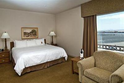 фото отеля Radisson Hotel El Paso Airport