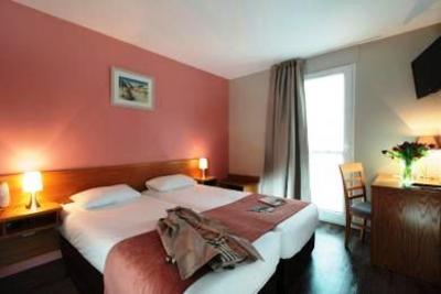 фото отеля Brit Hotel Les Alizes