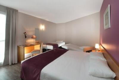фото отеля Brit Hotel Les Alizes