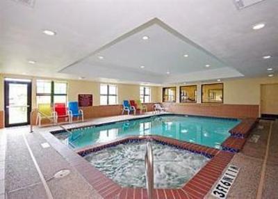 фото отеля Comfort Suites Webster