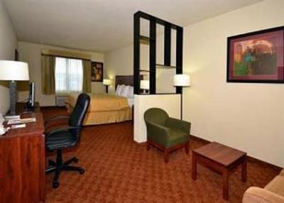 фото отеля Comfort Suites Webster