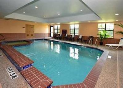 фото отеля Comfort Suites Webster