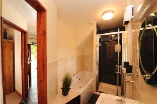 фото отеля Drewstone Farm holiday Cottage South Molton