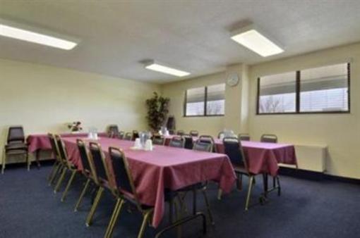 фото отеля Red Roof Inn Toledo Maumee