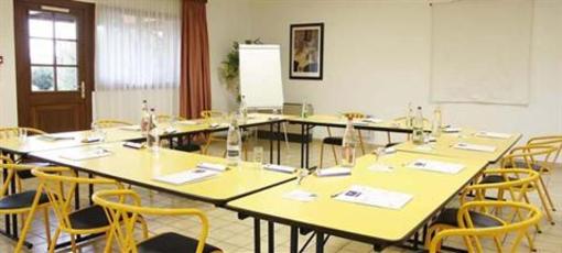 фото отеля Kyriad Hotel Chateauroux