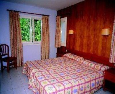 фото отеля Apartamentos Royal Menorca