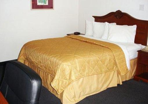 фото отеля Quality Inn Weeki Wachee