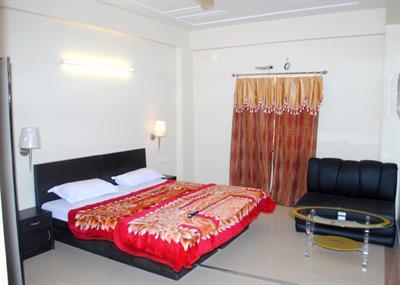 фото отеля Hotel Tara Grand Agra