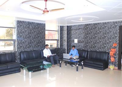 фото отеля Hotel Tara Grand Agra