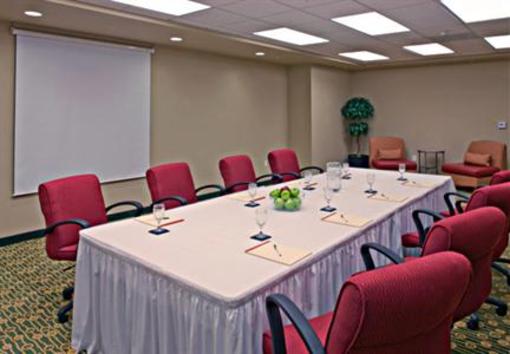 фото отеля Towneplace Suites Bend