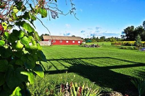 фото отеля The Meadowlark Inn Cooperstown