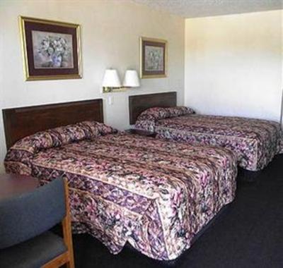 фото отеля Glen Rose Inn & Suites