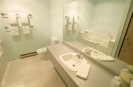 фото отеля Timberline Lodges Fernie