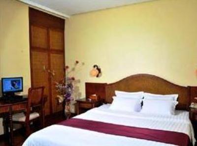 фото отеля YingFeng Business Hotel Zhongshan