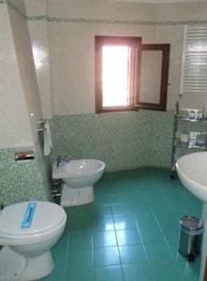 фото отеля Albergo Dei Leoni