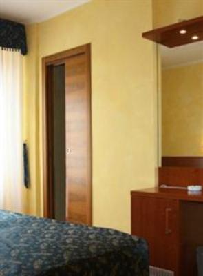 фото отеля Albergo Dei Leoni