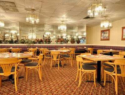фото отеля Ramada South Fredericksburg