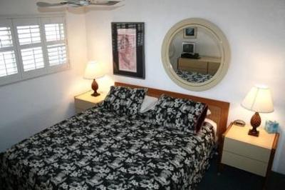 фото отеля Menehune Shores Condominium Kihei