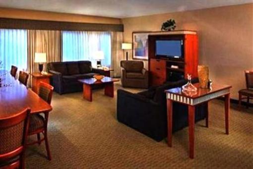 фото отеля Radisson Detroit-Bloomfield Hills