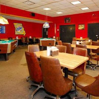 фото отеля University Inn Warrensburg