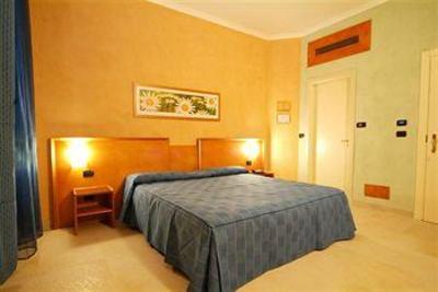 фото отеля Hotel Eden Naples
