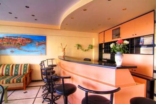 фото отеля Sunrise Apartments Sfakaki